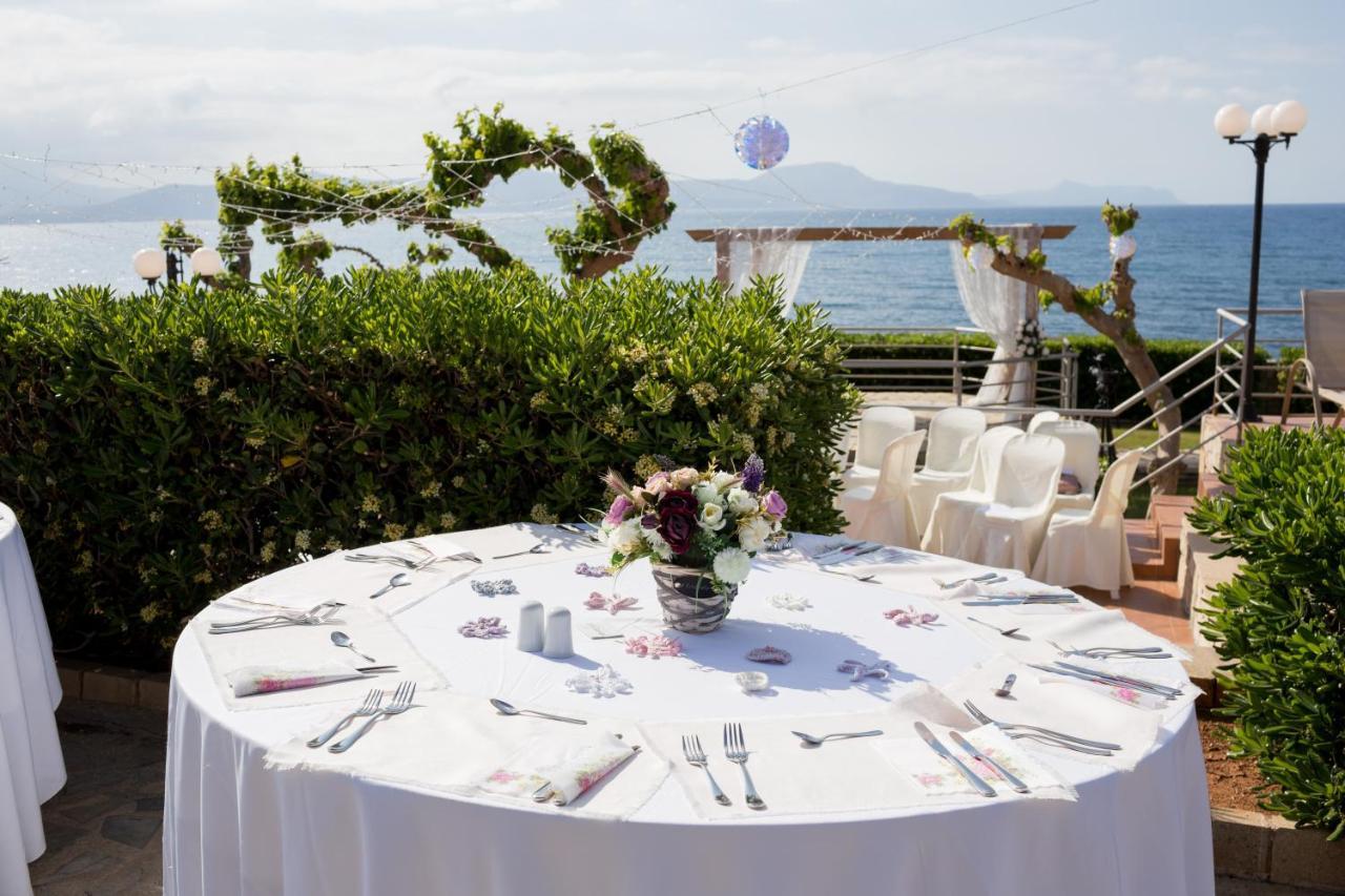 Beachfront Family Villa Katerina With Private Pool, Playground, Bbq & Amazing Sea Views! Petres  Экстерьер фото