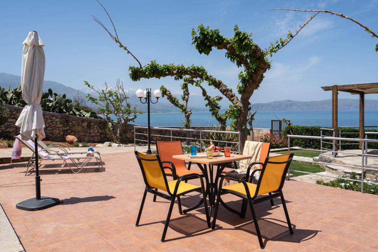Beachfront Family Villa Katerina With Private Pool, Playground, Bbq & Amazing Sea Views! Petres  Экстерьер фото