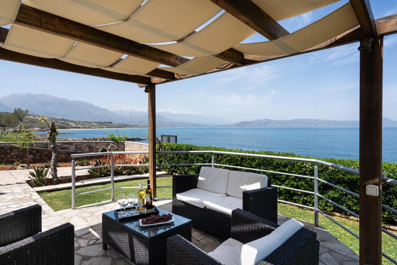 Beachfront Family Villa Katerina With Private Pool, Playground, Bbq & Amazing Sea Views! Petres  Экстерьер фото