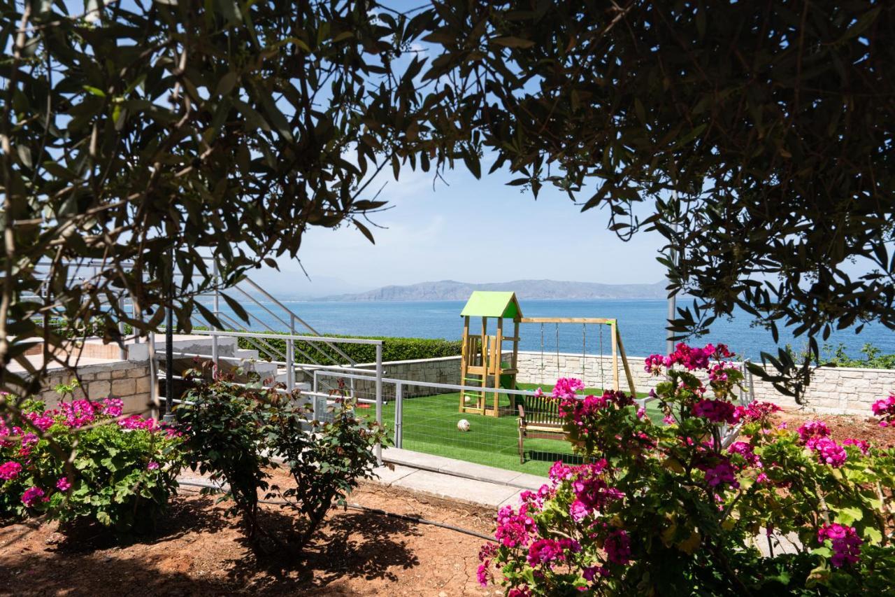 Beachfront Family Villa Katerina With Private Pool, Playground, Bbq & Amazing Sea Views! Petres  Экстерьер фото