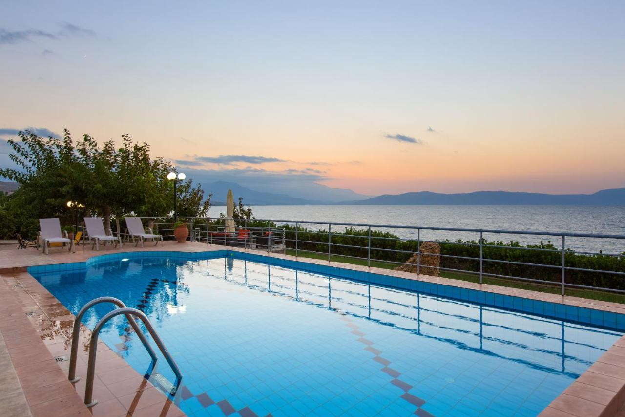 Beachfront Family Villa Katerina With Private Pool, Playground, Bbq & Amazing Sea Views! Petres  Экстерьер фото